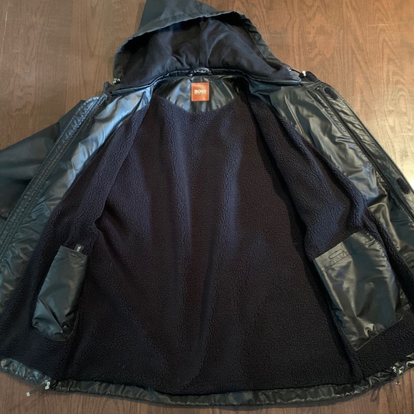 Hugo Boss Men's leather Fall jacket - Picture 3 of 14